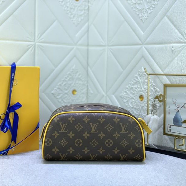 Louis Vuitton Cosmetic Bags - Click Image to Close